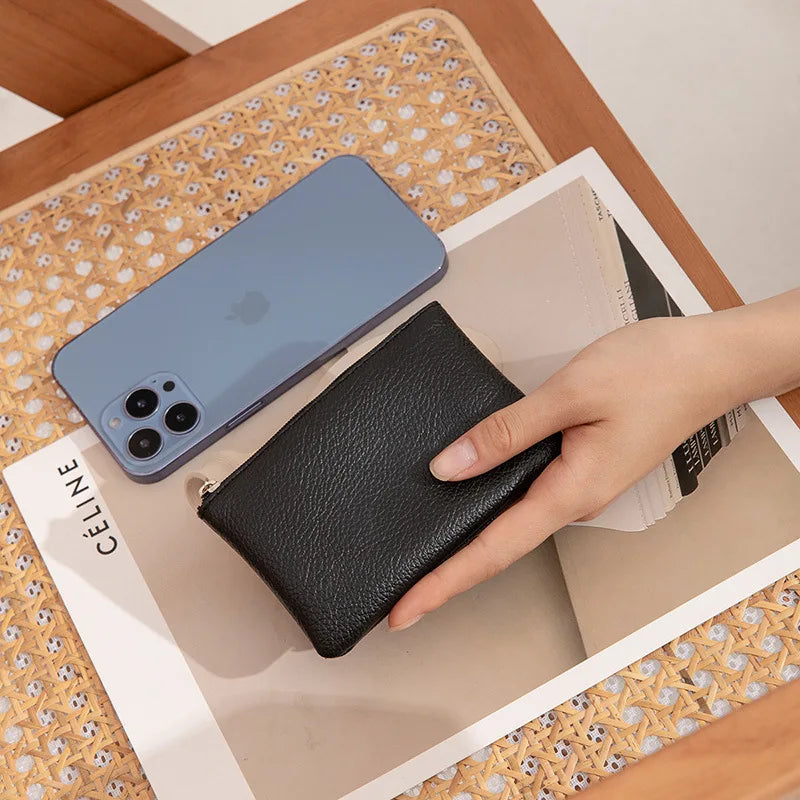 ארנק- Essentials