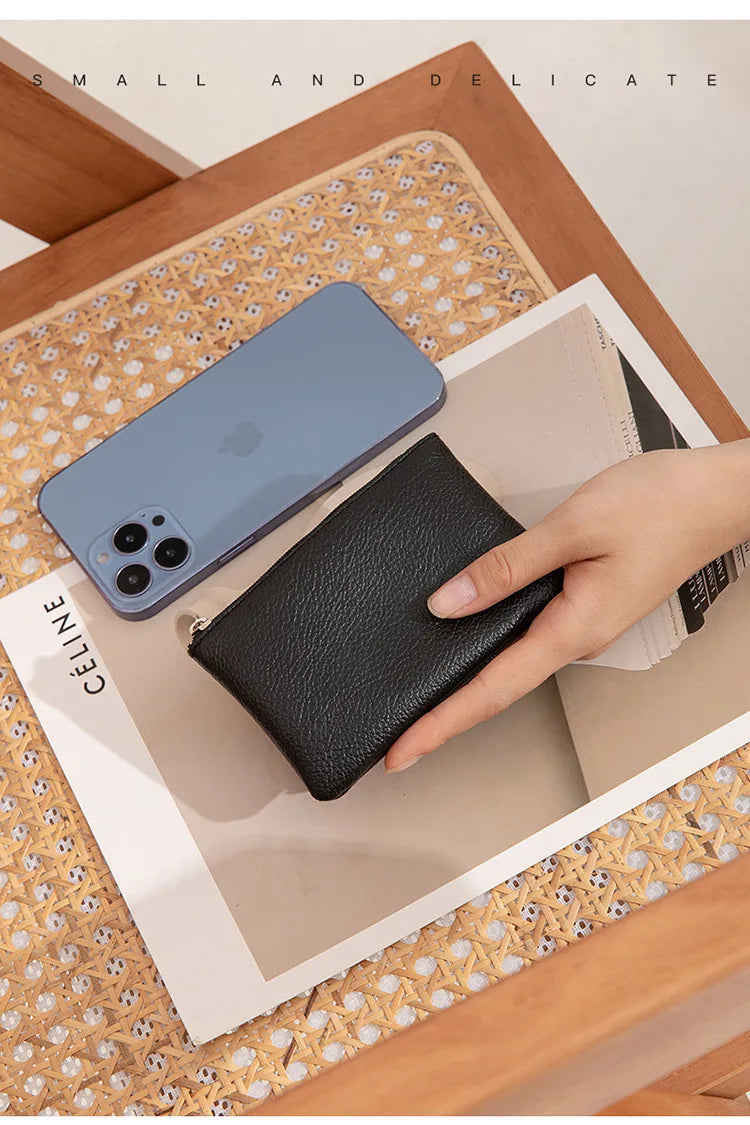 ארנק- Essentials