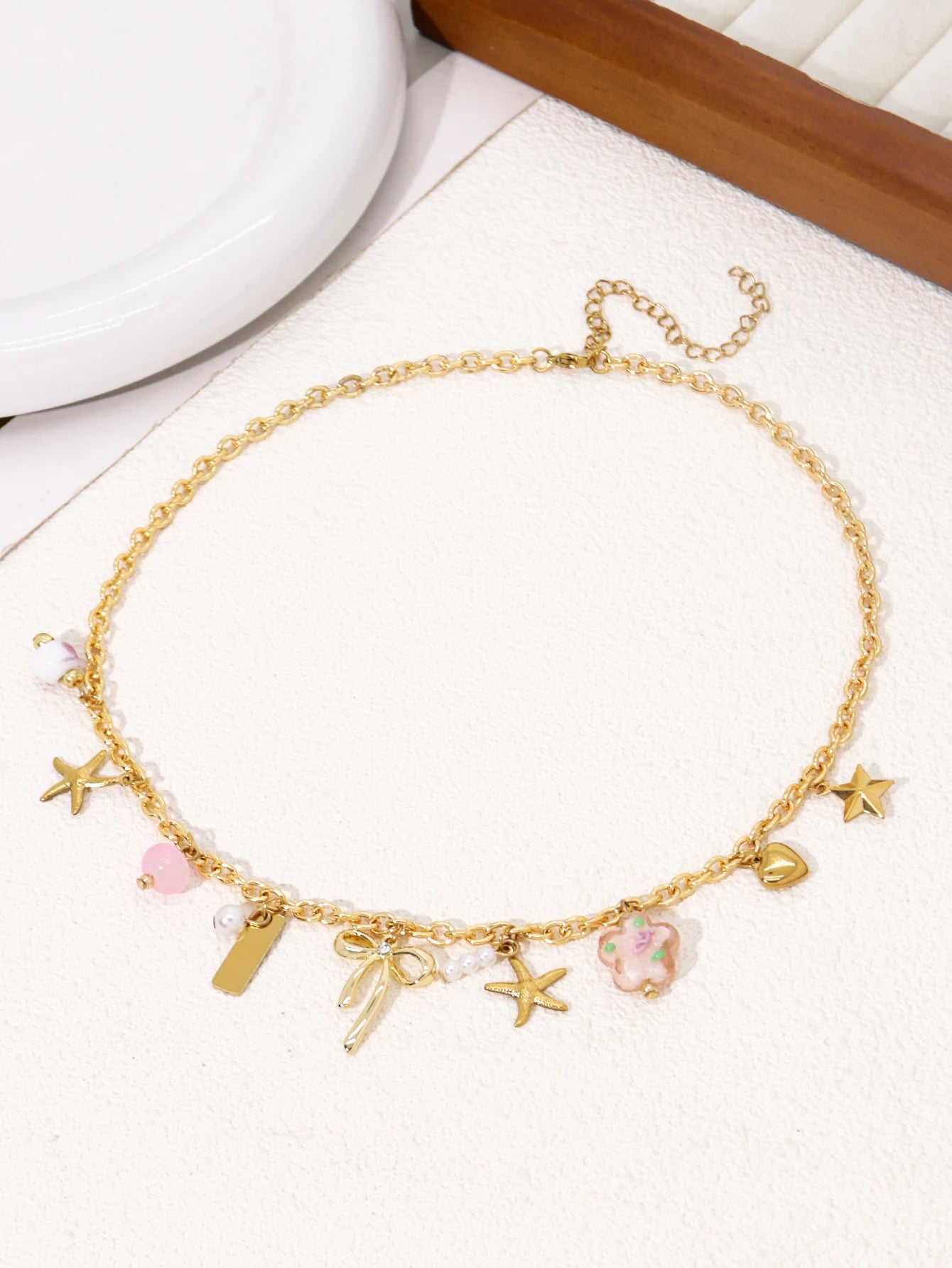 שרשראות - Charm & Cherish