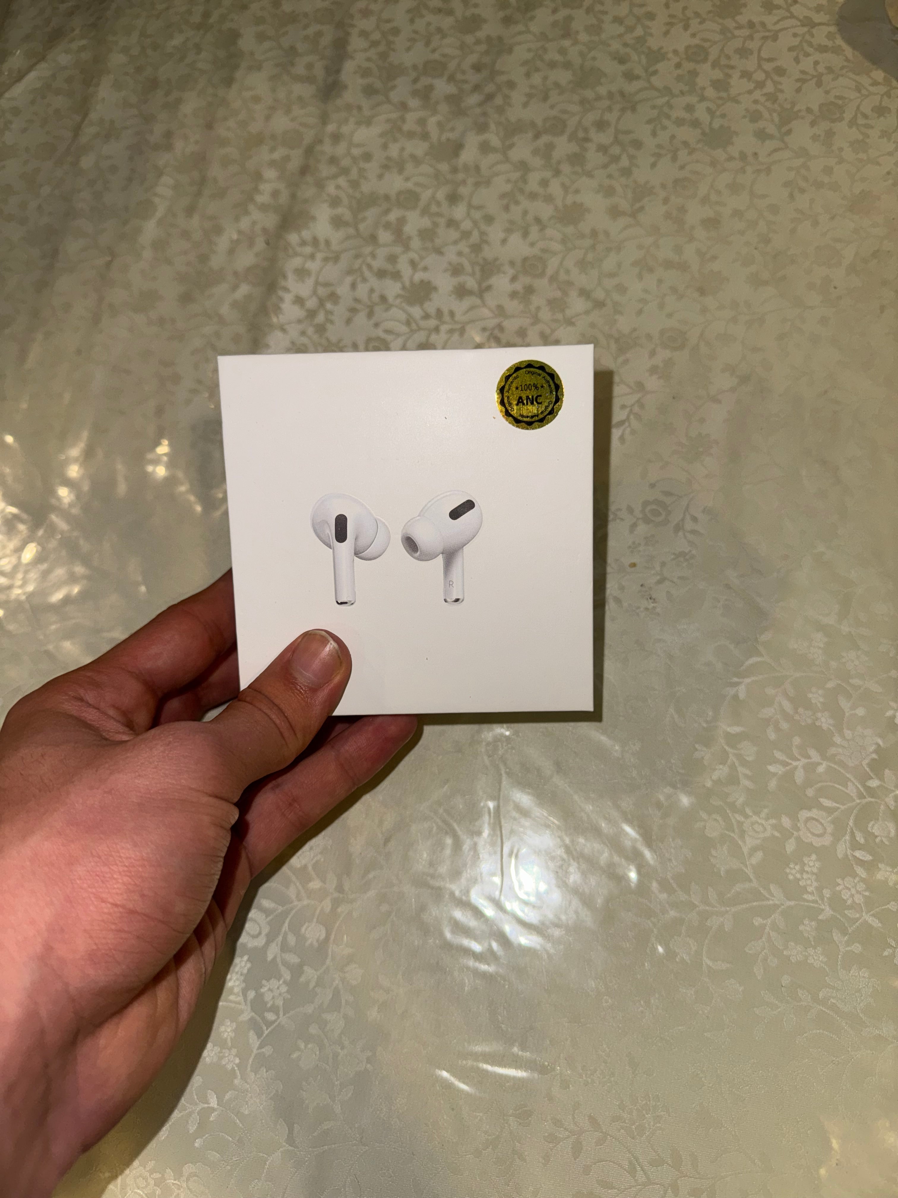 אוזניות איירפודס דגם Pro - תואמות Apple