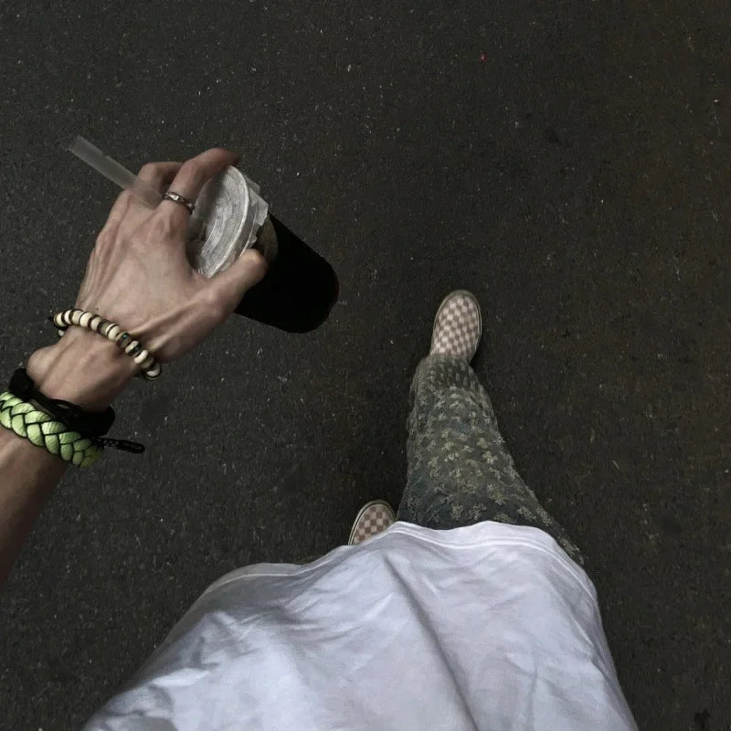 הג׳ינס שמקפיץ כל לוק - חובה בכל ארון בגדים