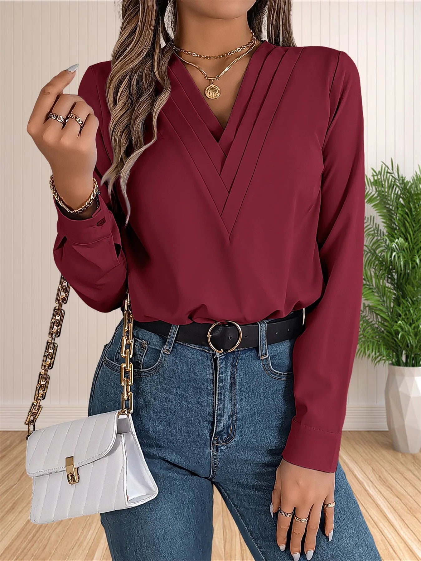 חולצה - Pleated V-Neck
