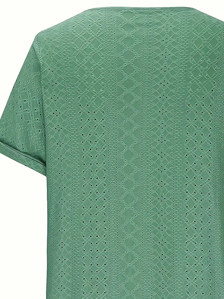 חולצת -Eyelet V
