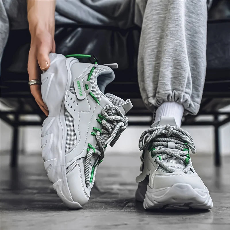 נעלי סניקרס לגברים - סטייל מטריף